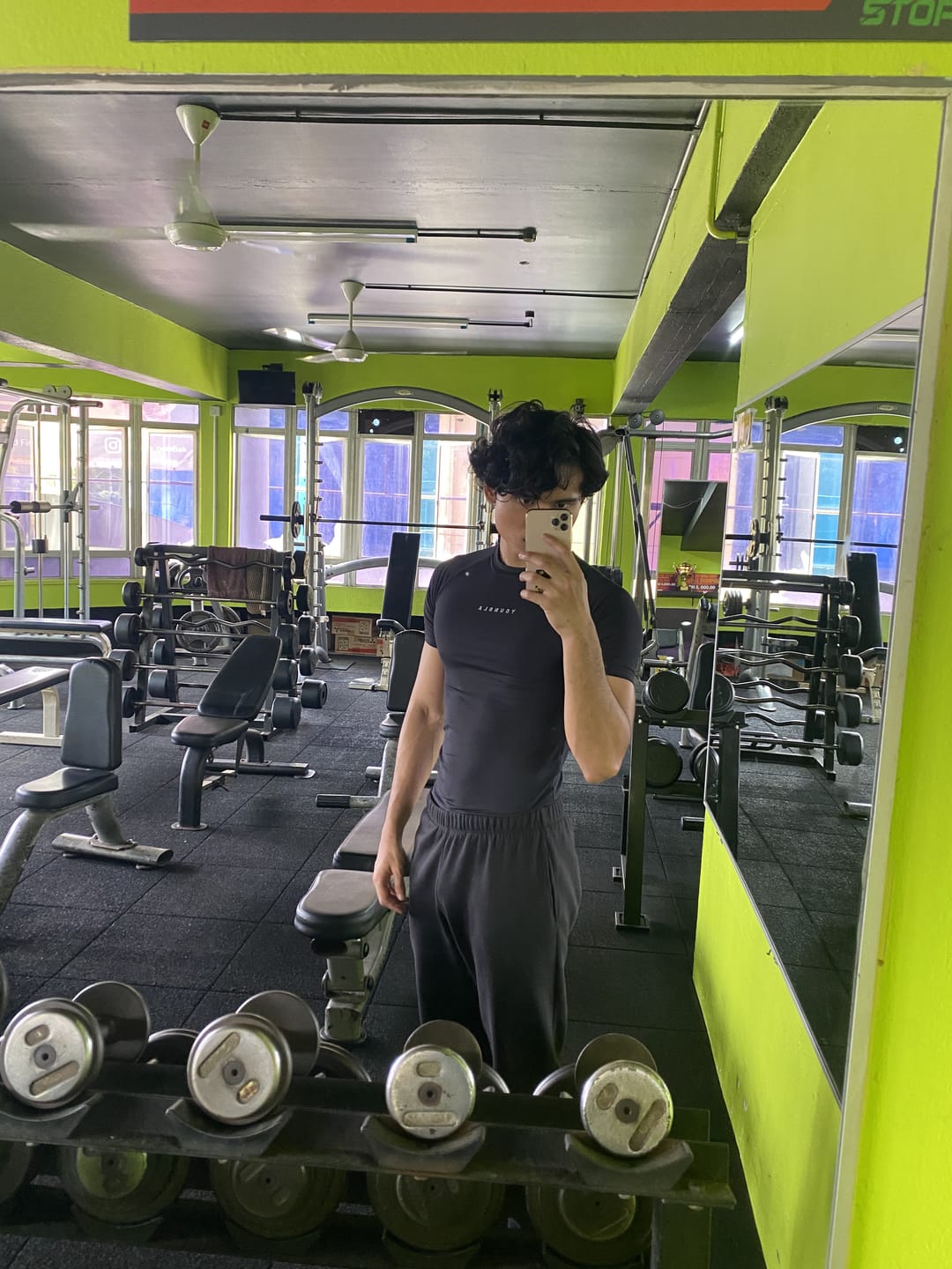 Customer photo review of 4193 - Classic Compression Tees