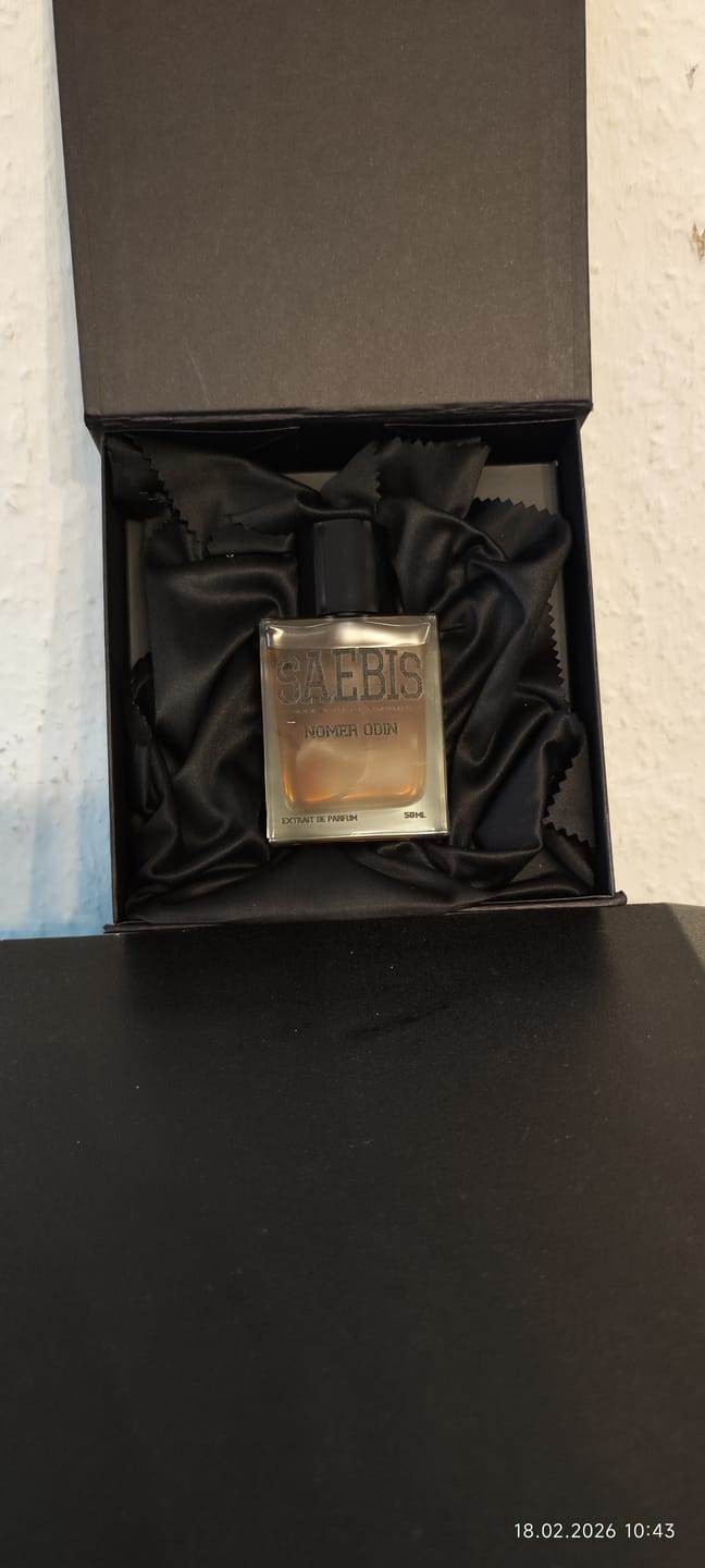 Customer photo review of NOMER ODIN Unisex Parfüm 50ml by SAEBIS® LIMITIERT inkl. Geschenkbox