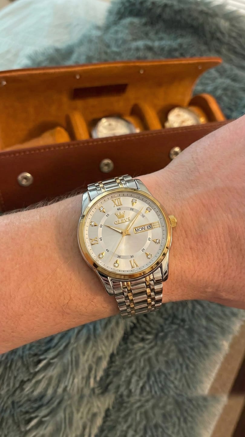 Customer photo review of OLEVS - Magnate
