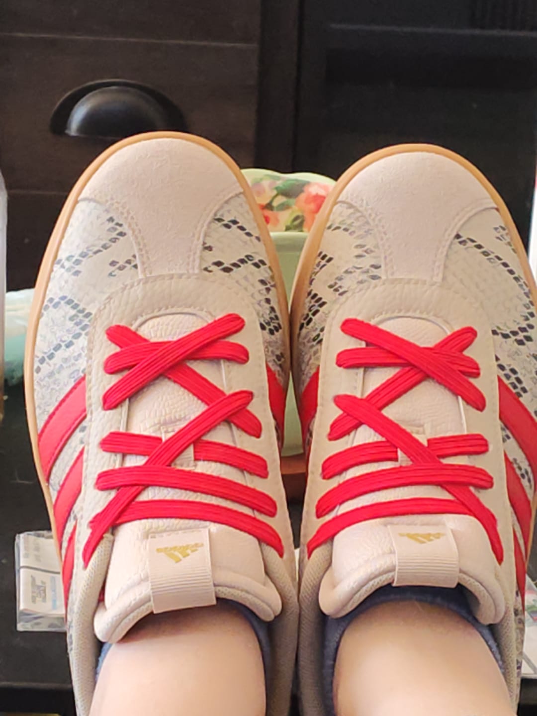 Customer photo review of uLace Classic - Scarlet Red