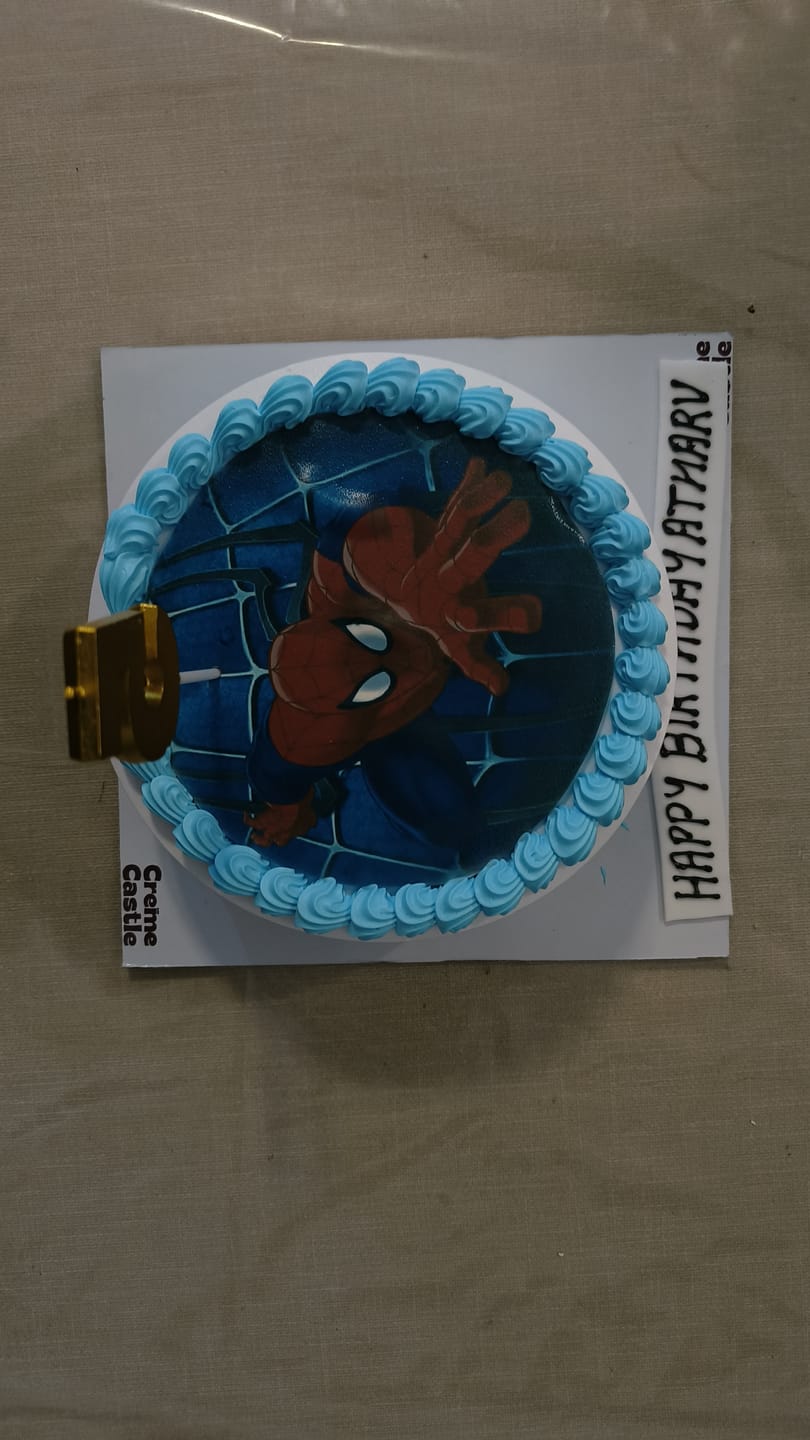 Customer photo review of Spidey Web Photo Cake