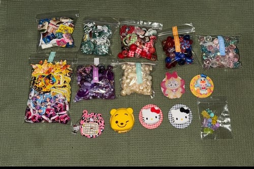 Customer photo review of Acrylic beads – Fresh Garden Cat for beadable pens, keychains, phone chains