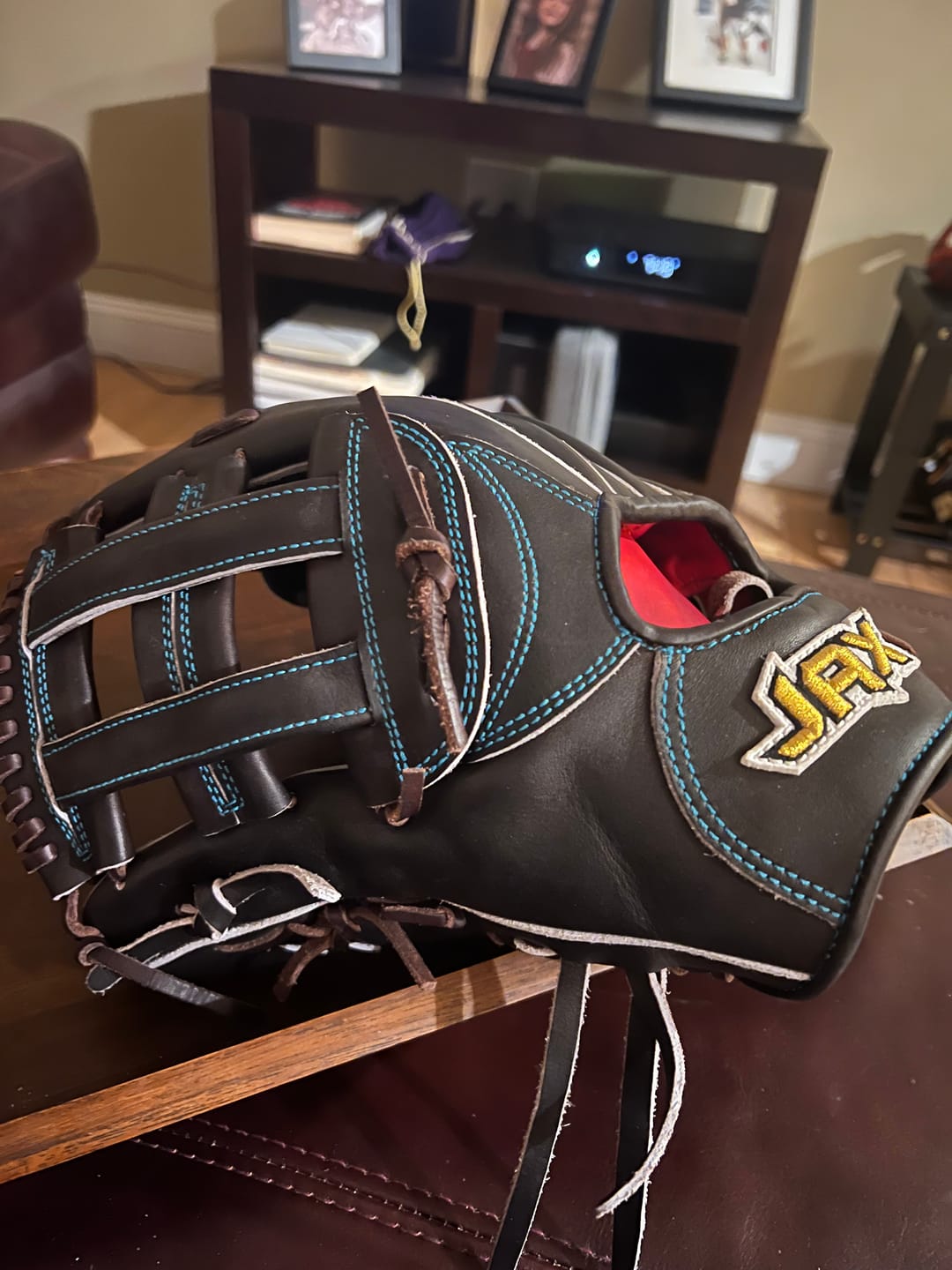 Customer photo review of LJ-10 | Outfield | Chocolate | 12.5"
