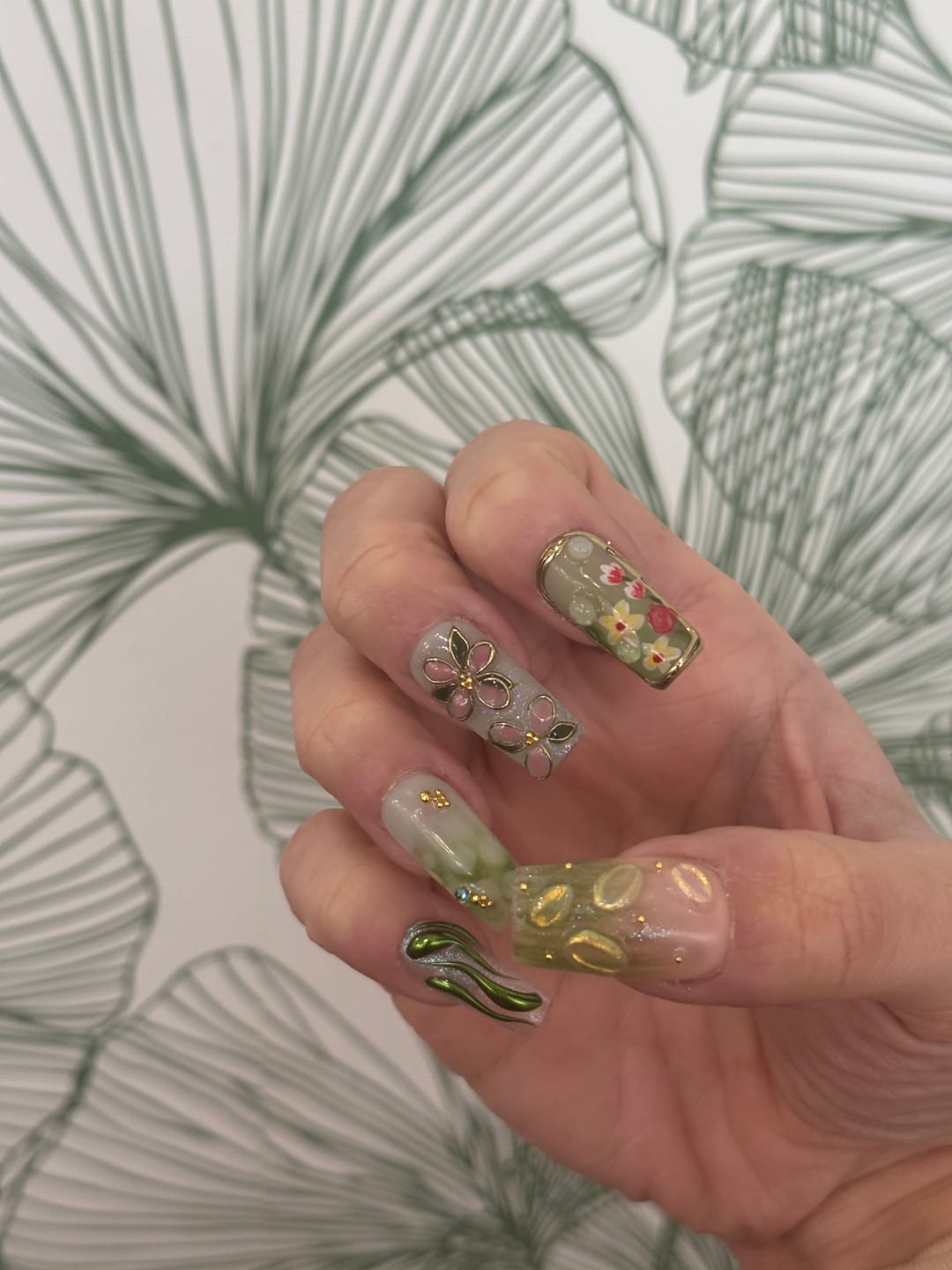 Customer photo review of Elyora