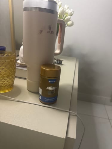 Customer photo review of 4MAG Complexo de Magnésios Glicina, Dimalato, Citrato e L-Taurato. 120 cápsulas
