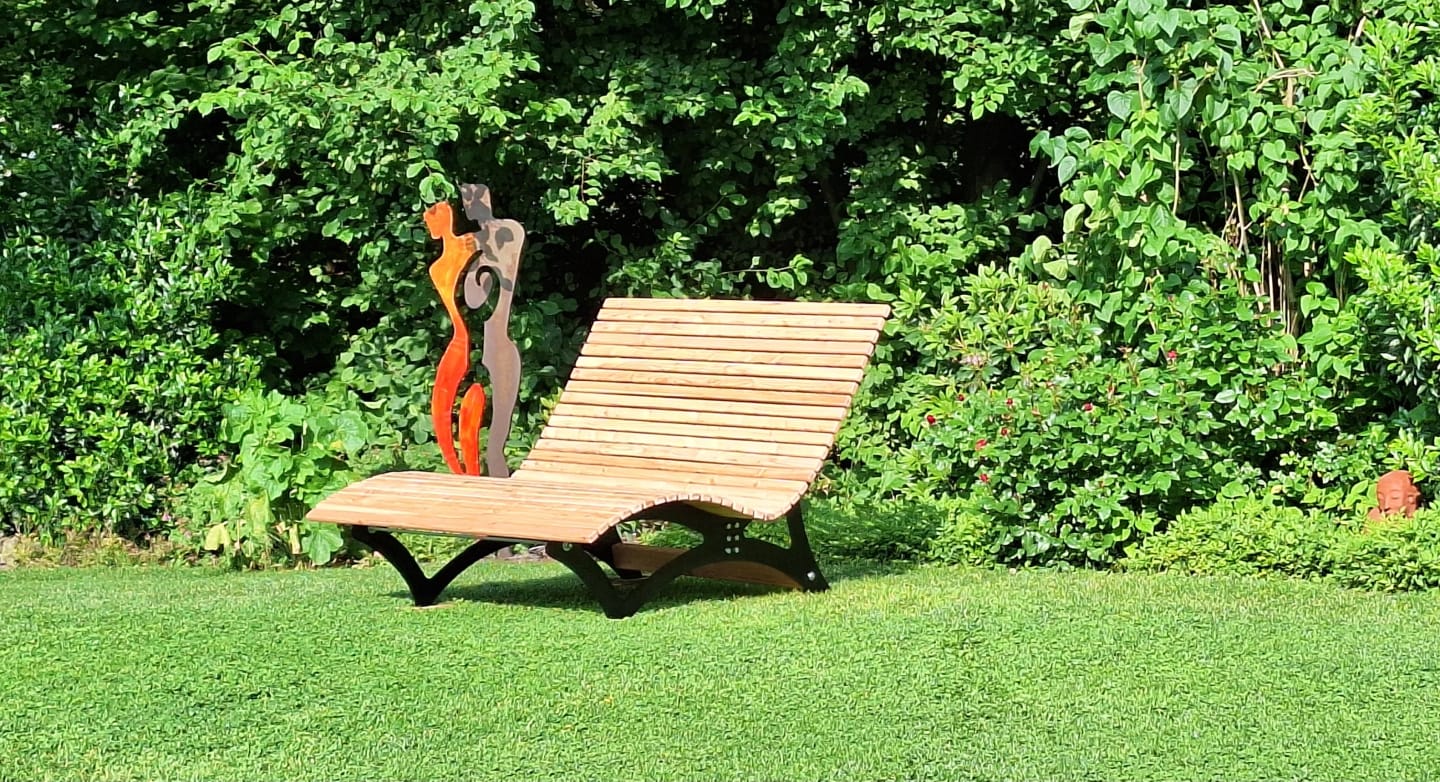 Customer photo review of Waldsofa ,,Achensee" Schwungliege schwarz pulverbeschichtet