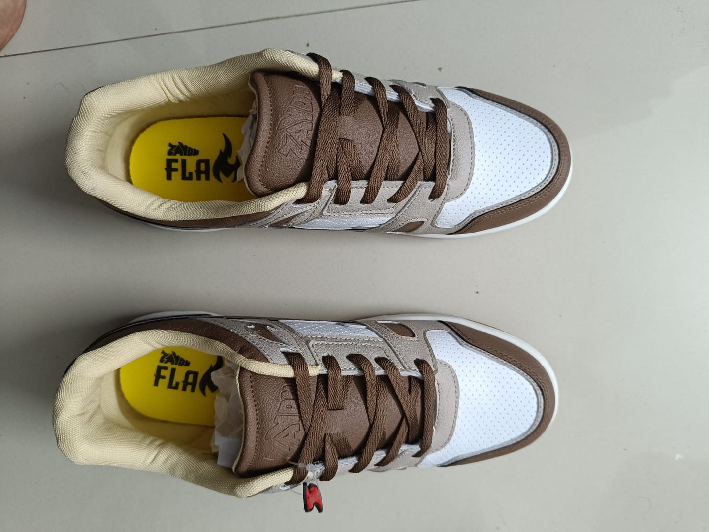 Customer photo review of ASH Beige Brown