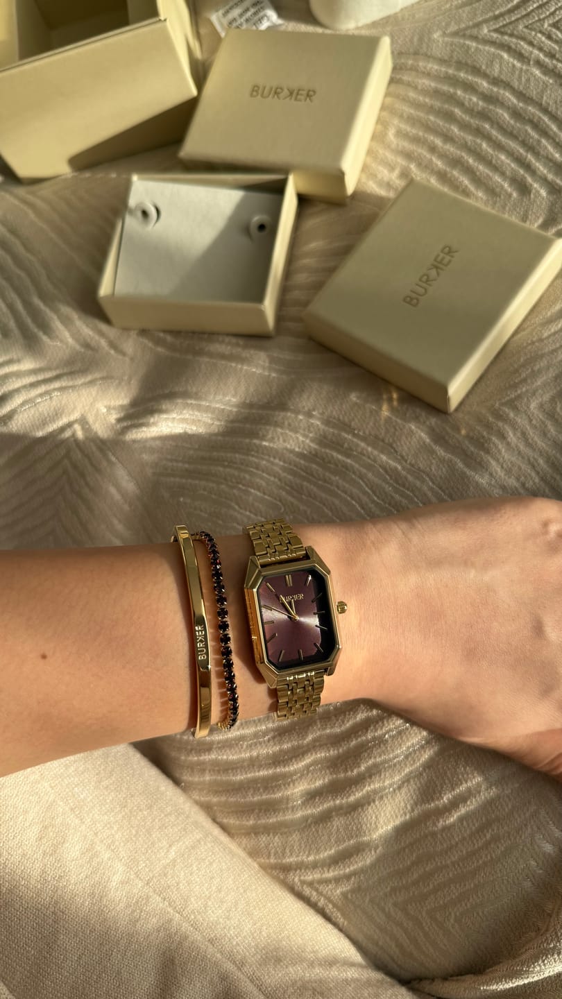 Customer photo review of Ava Gold Burgundy