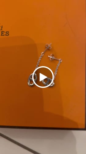 Customer video review of CHAINE TASSEL EARRINGS