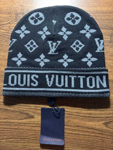 Customer photo review of L//V Printed Knitted Beanie in Black
