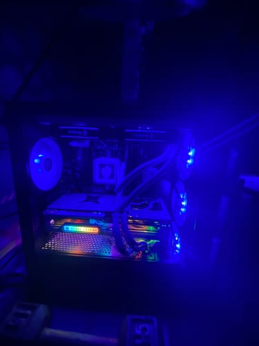 Customer photo review of Apex 9070 XT Weekly Deal