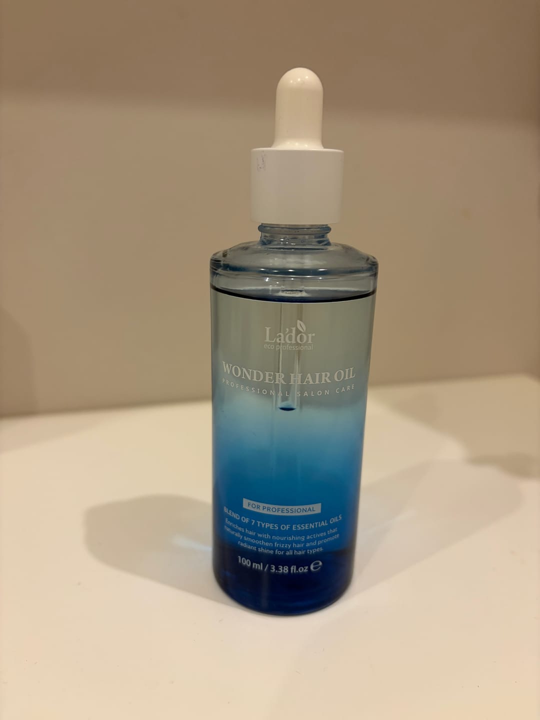 Customer photo review of Mitrinoša eļļa matu spīduma atjaunošanai Lador Wonder Hair Oil