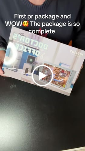 Customer video review of Doctor's Office DIY Wooden Book Nook Shelf Insert