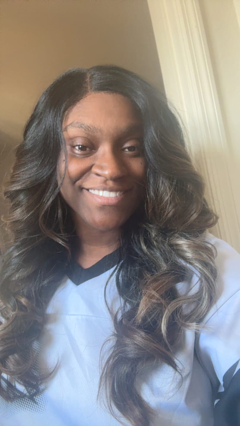 Customer photo review of Sensationnel 360 Butta Lace Glueless Pre-Plucked HD Lace All Around Wig - BUTTA 360 UNIT 2