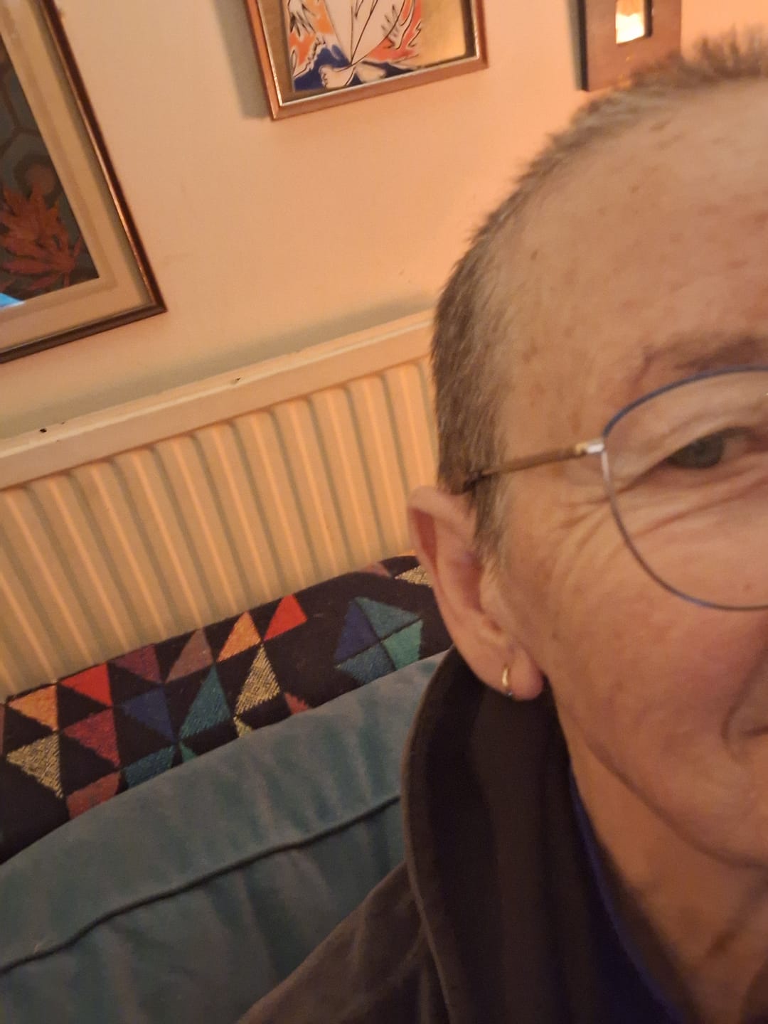 Customer photo review of 14K Gold Sleeper Hoops