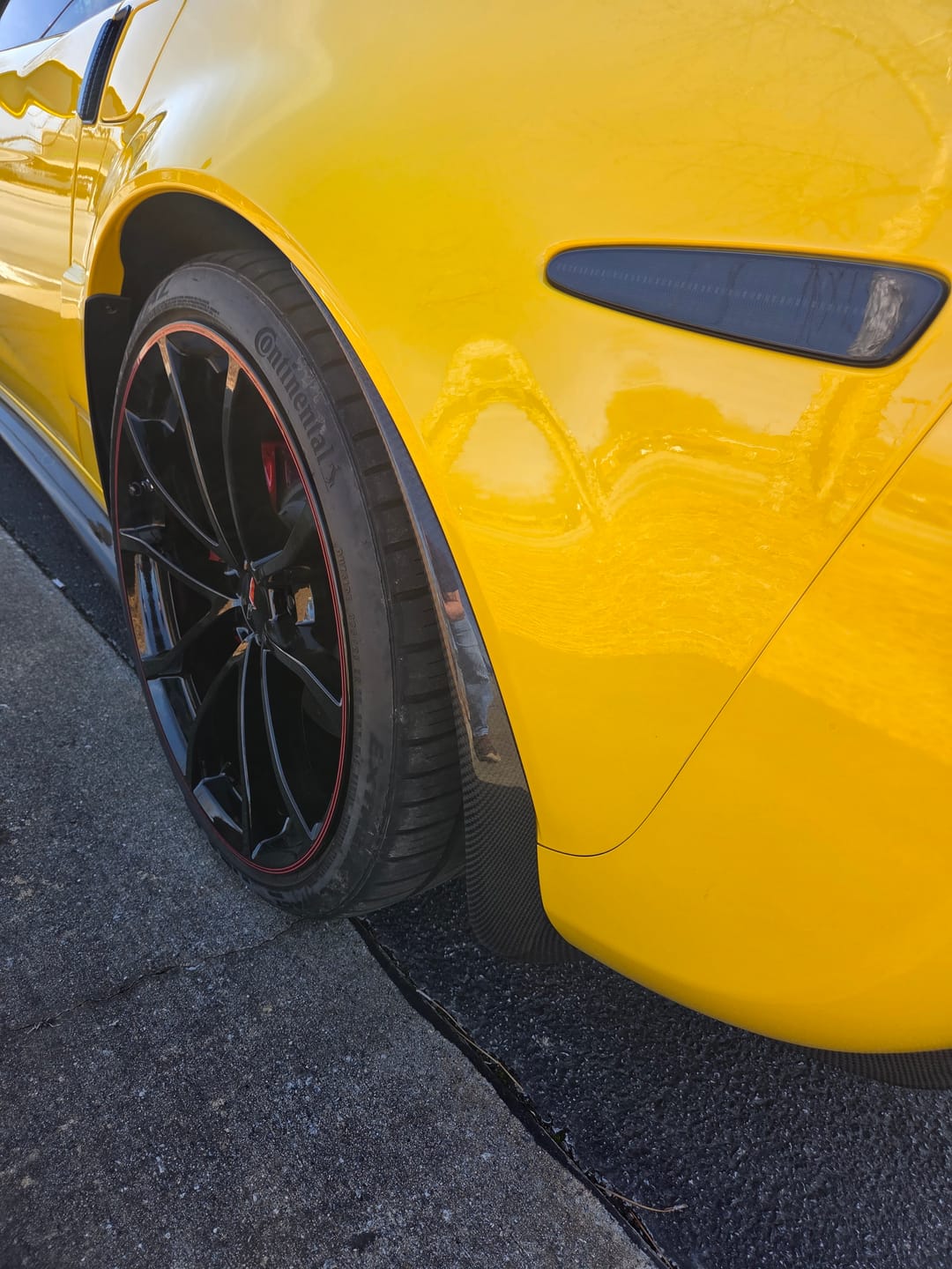 Customer photo review of 2005-13 Corvette C6 Z06 ZR1 Extended DRY CARBON FIBER Rear Splash Guard Mud Flaps