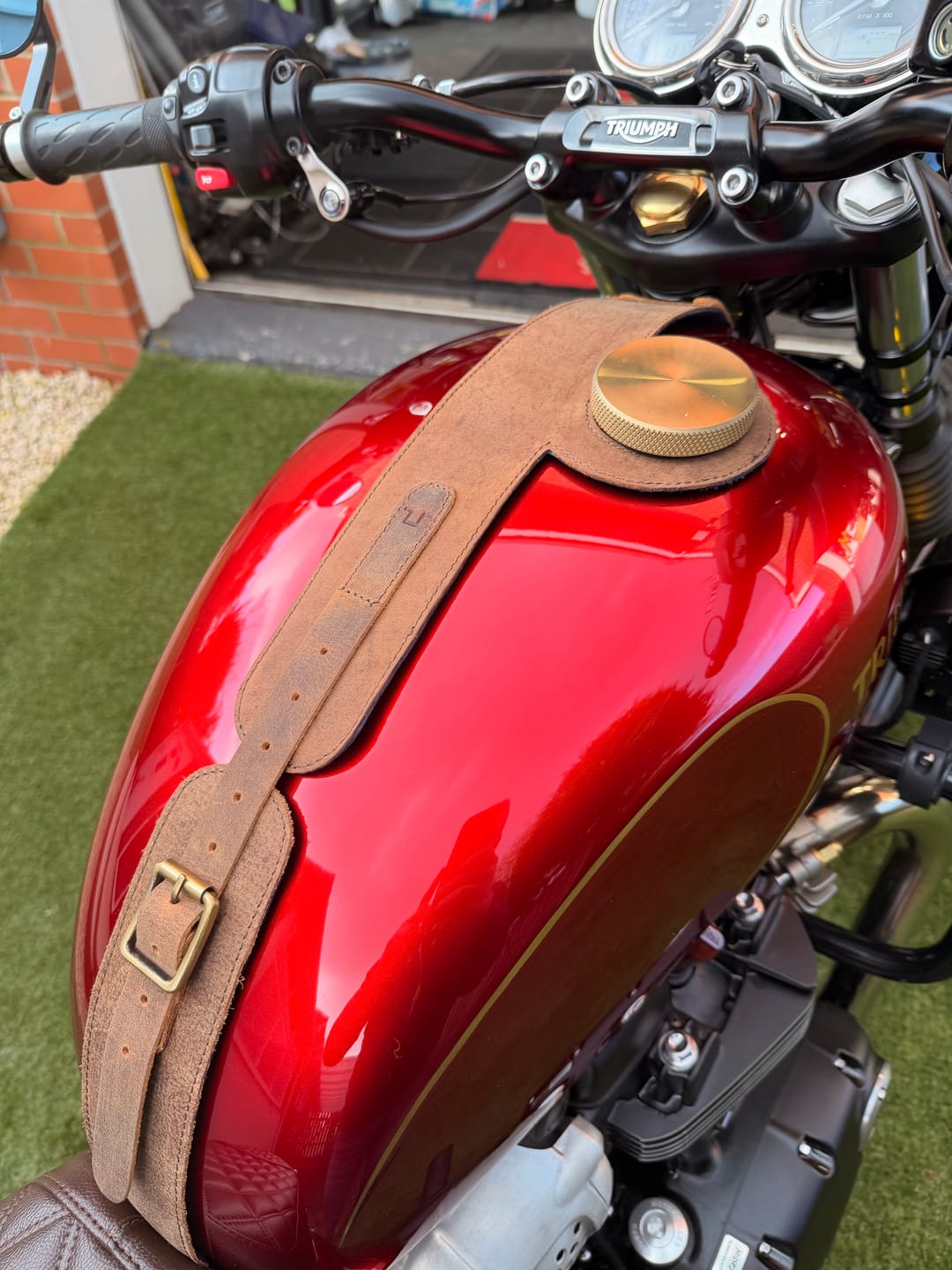 Customer photo review of triumph: moto exclusive tank strap