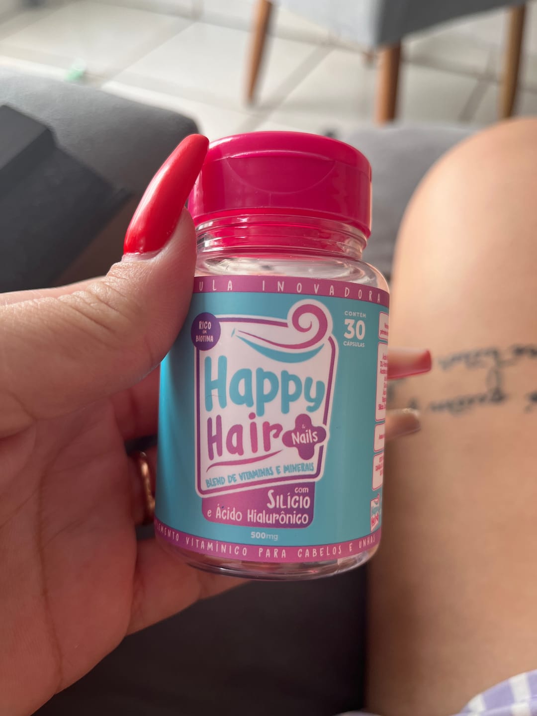 Customer photo review of Happy Hair 6 Potes + 6 Potes Grátis (Total 12 Potes)