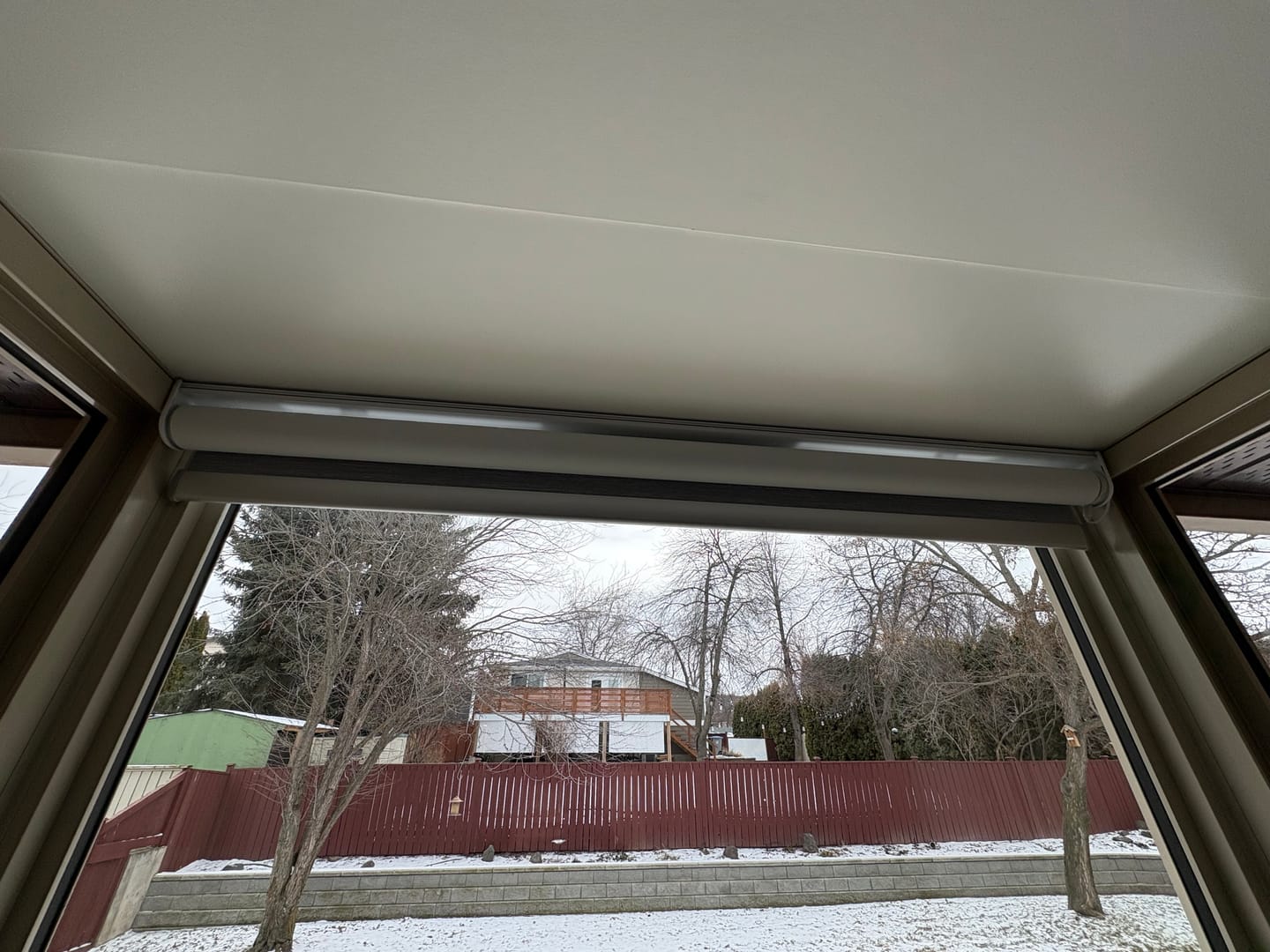 Customer photo review of SmartWings Motorized Roller Shades 100% Blackout Essential