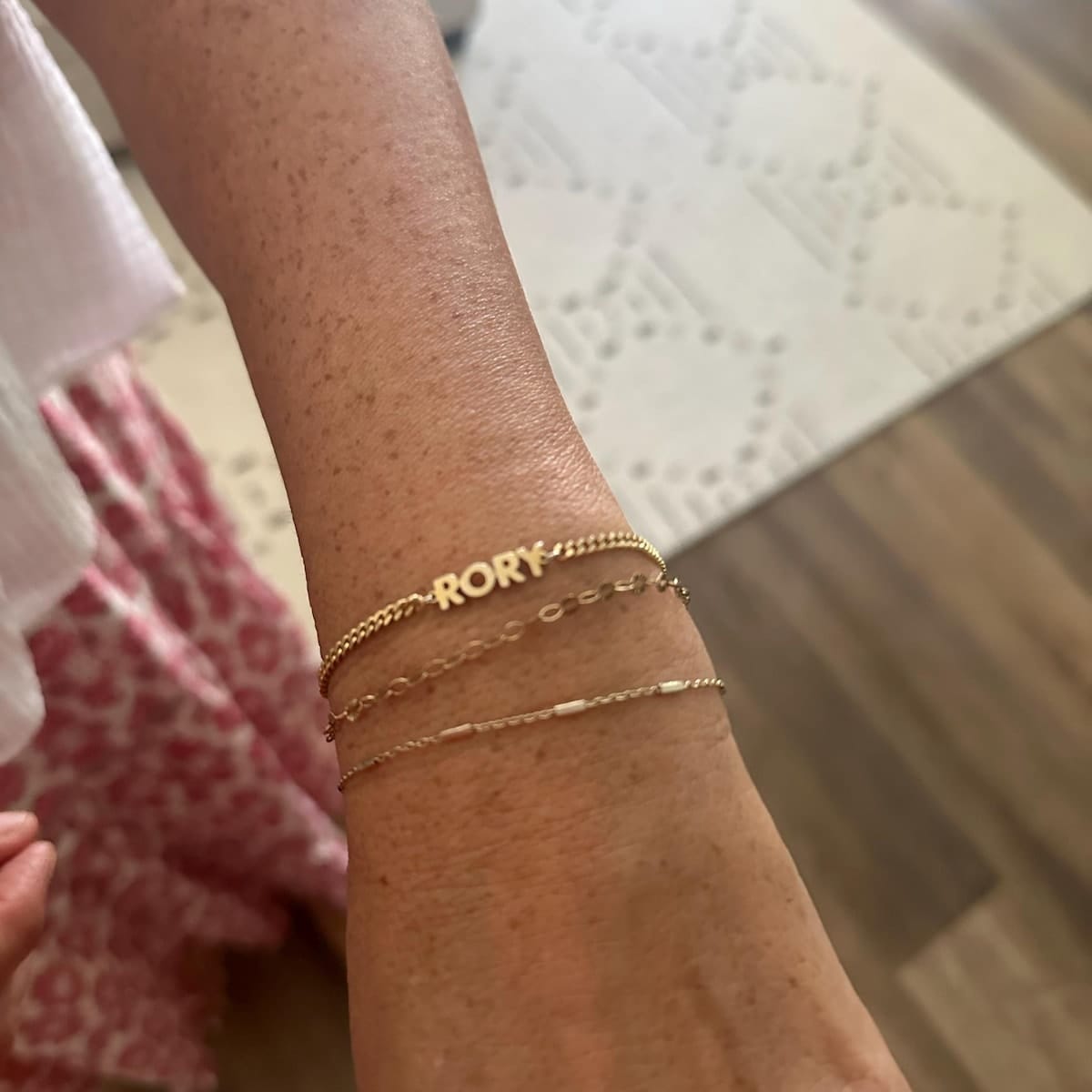 Customer photo review of Személyre szabott név karkötő