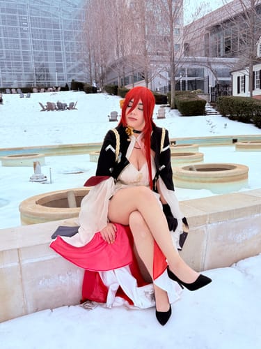 Customer photo review of Honkai: Star Rail Himeko Long Red Hair Basic Wig