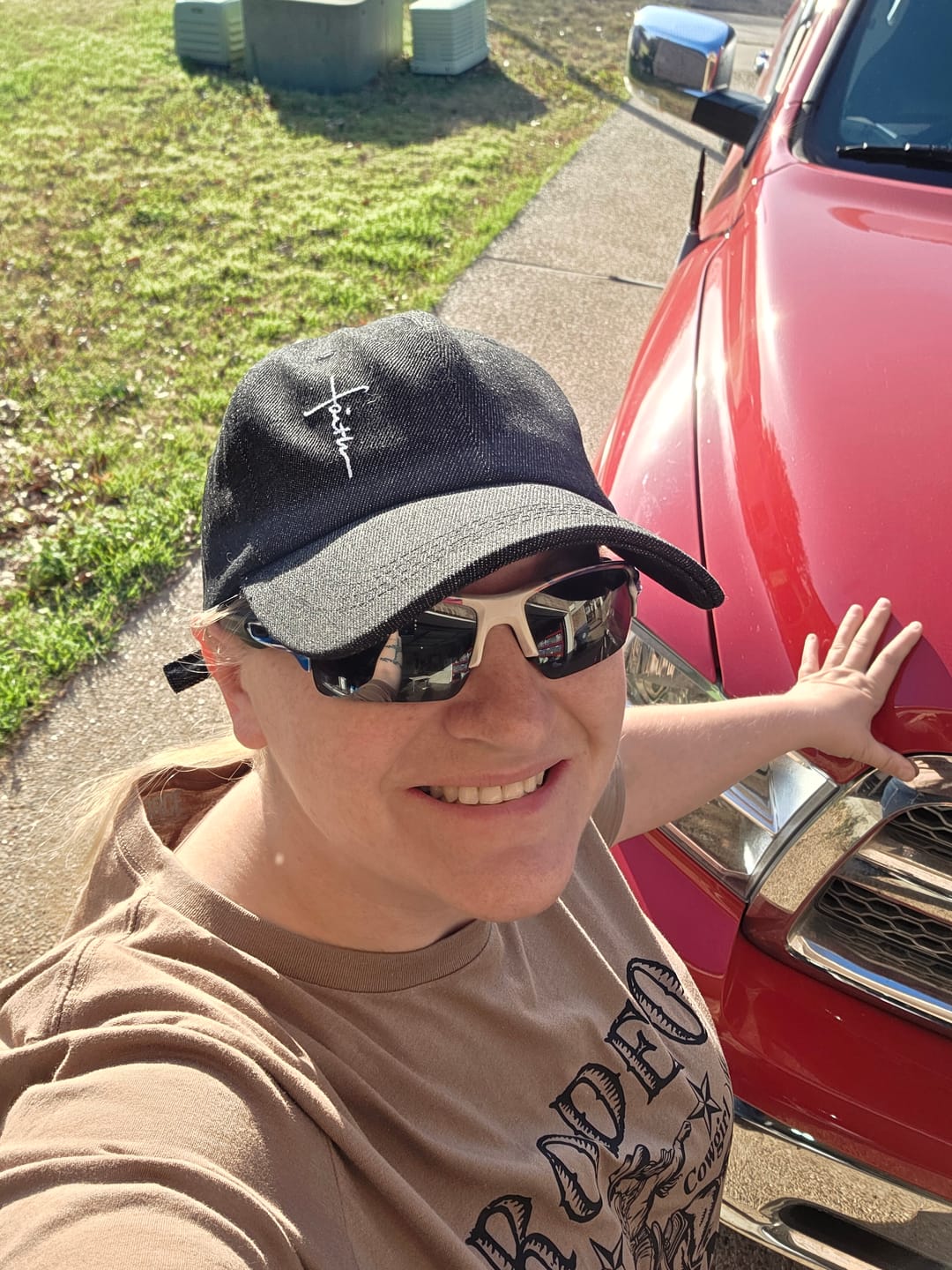 Customer photo review of Ladies Ponytail Faith Hat