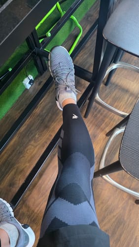 Customer photo review of Compression Sleeves V2 for Knees and Legs