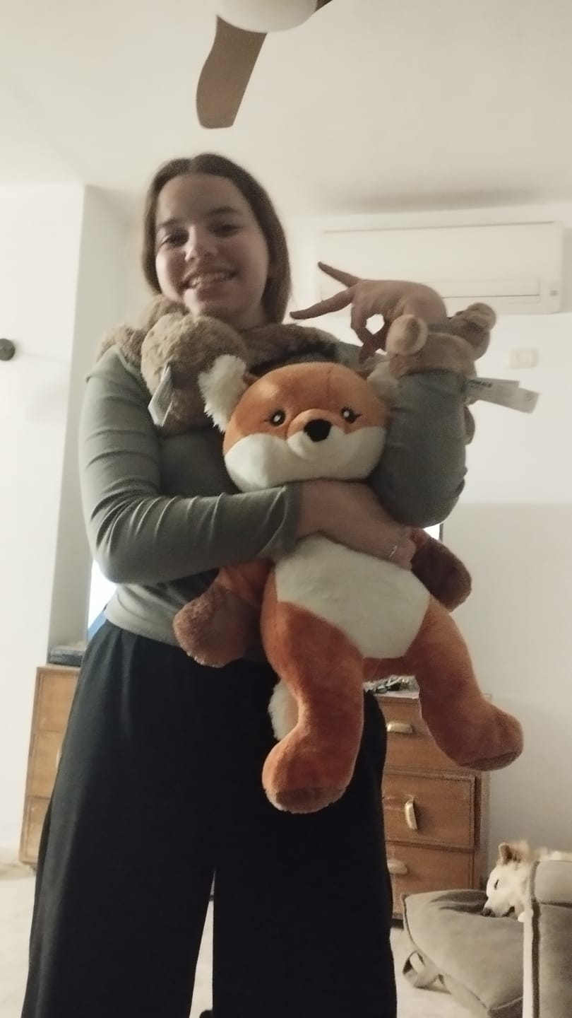 Customer photo review of Hug Baby - בייבי צ'ארלי הגור
