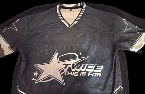 Customer photo review of WAVESTEEᵀᴹ Twice Four Mixed Mesh Jersey