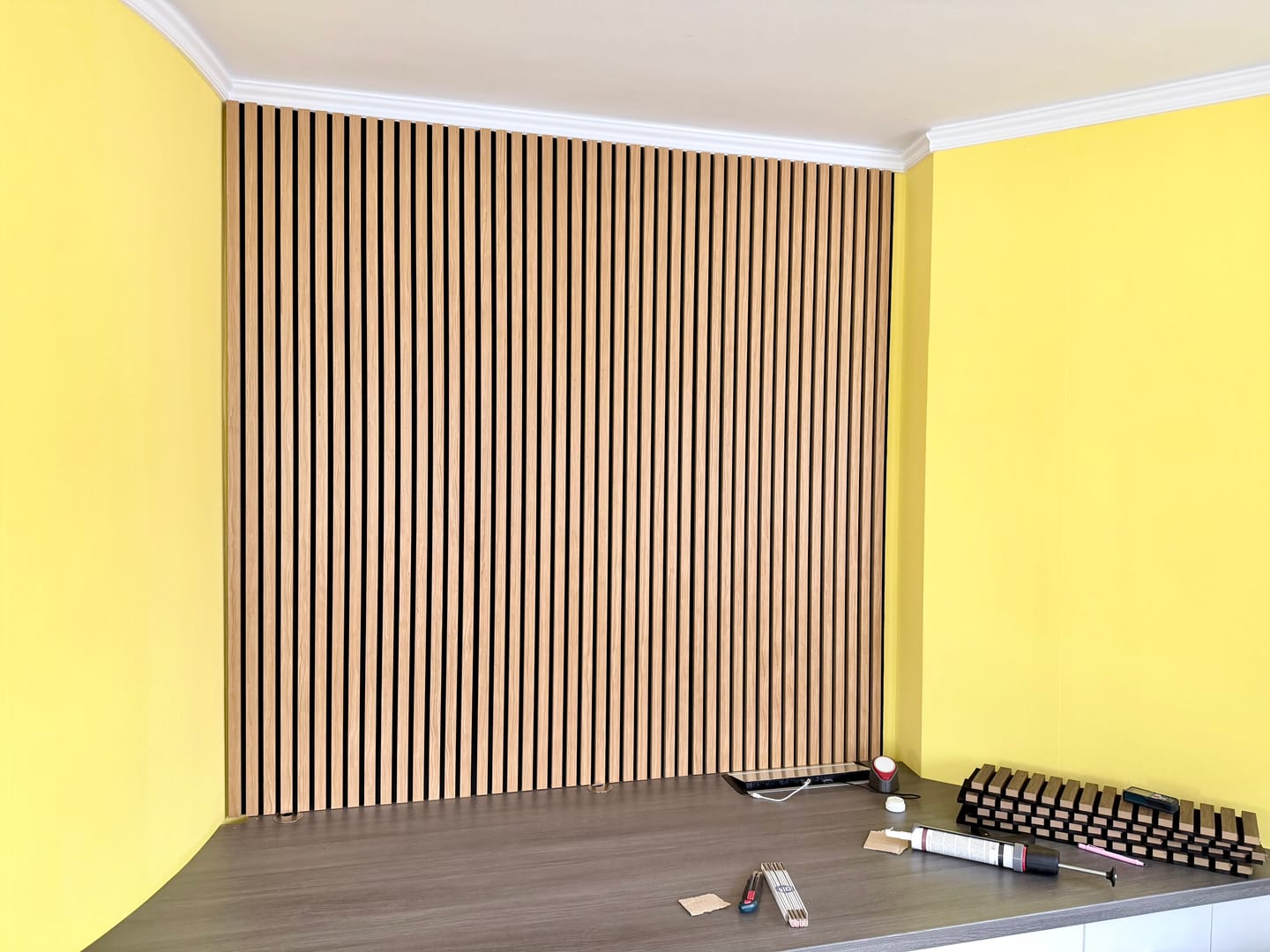 Customer photo review of Akustikpaneele Rustikale Eiche | 240 cm x 60 cm | Dreiseitig Echtholzfurnier