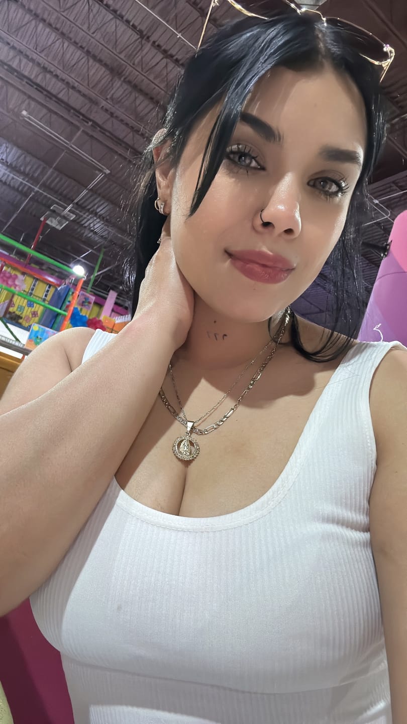 Customer photo review of Wildcat Brown Prescription Colored Contact Lenses