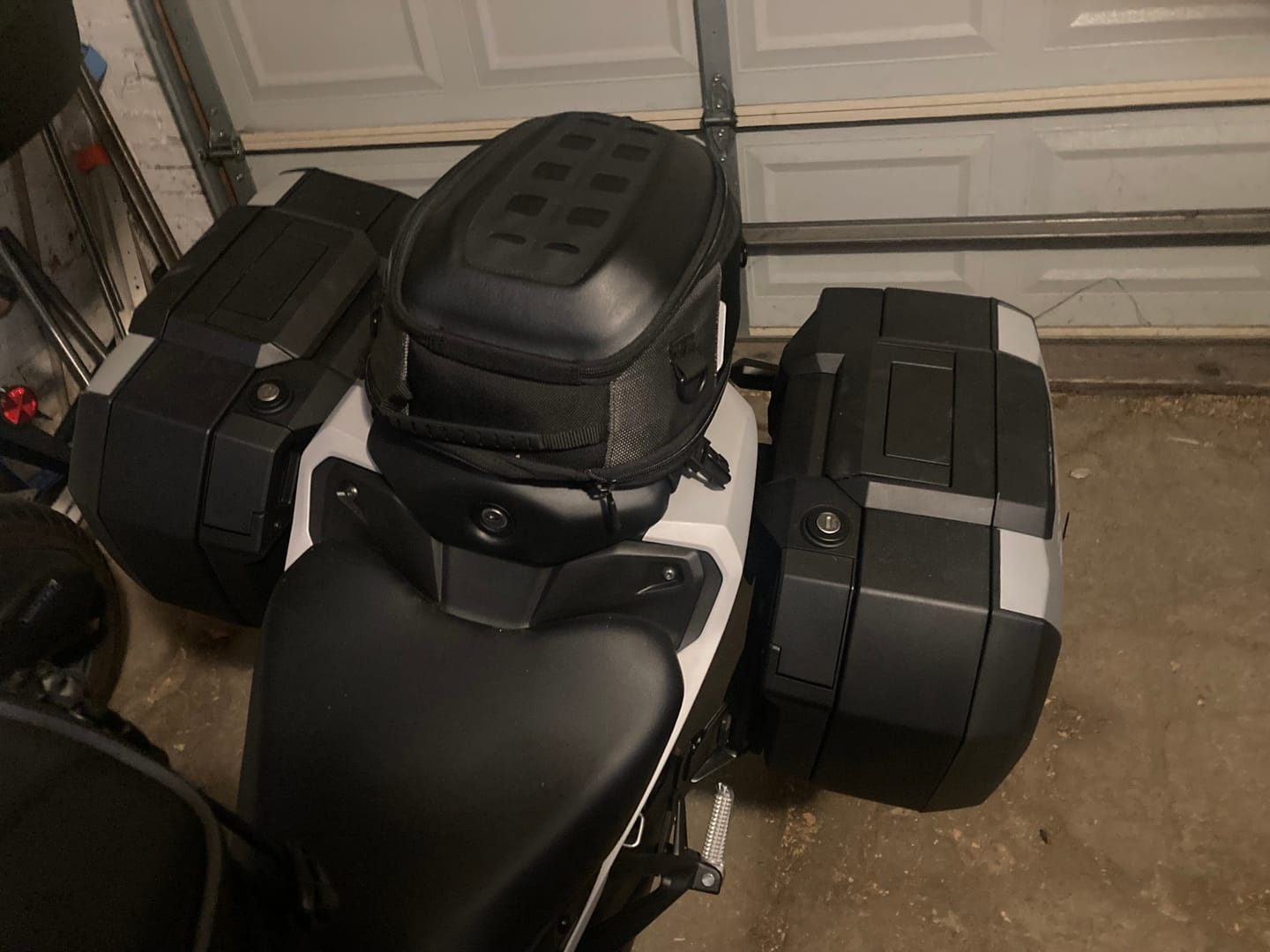 Customer photo review of 15L - Momentum Small Street/Sportbike Tail Bag