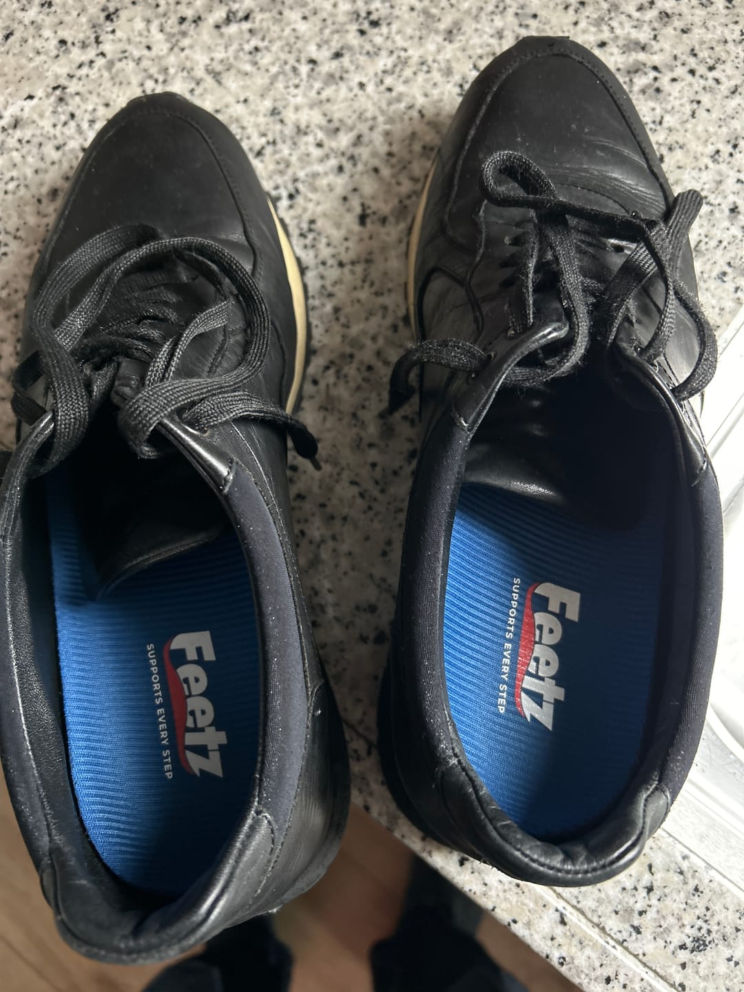 Customer photo review of Feetz® Blue One