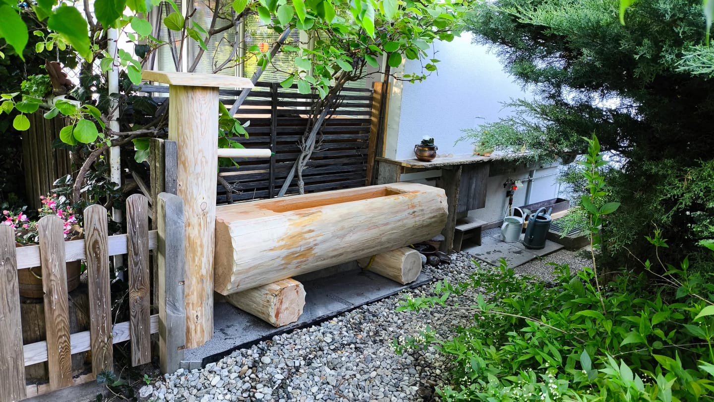 Customer photo review of Holzbrunnen ,,Watzmann" Lärchenbrunnen Säule stirnseitig