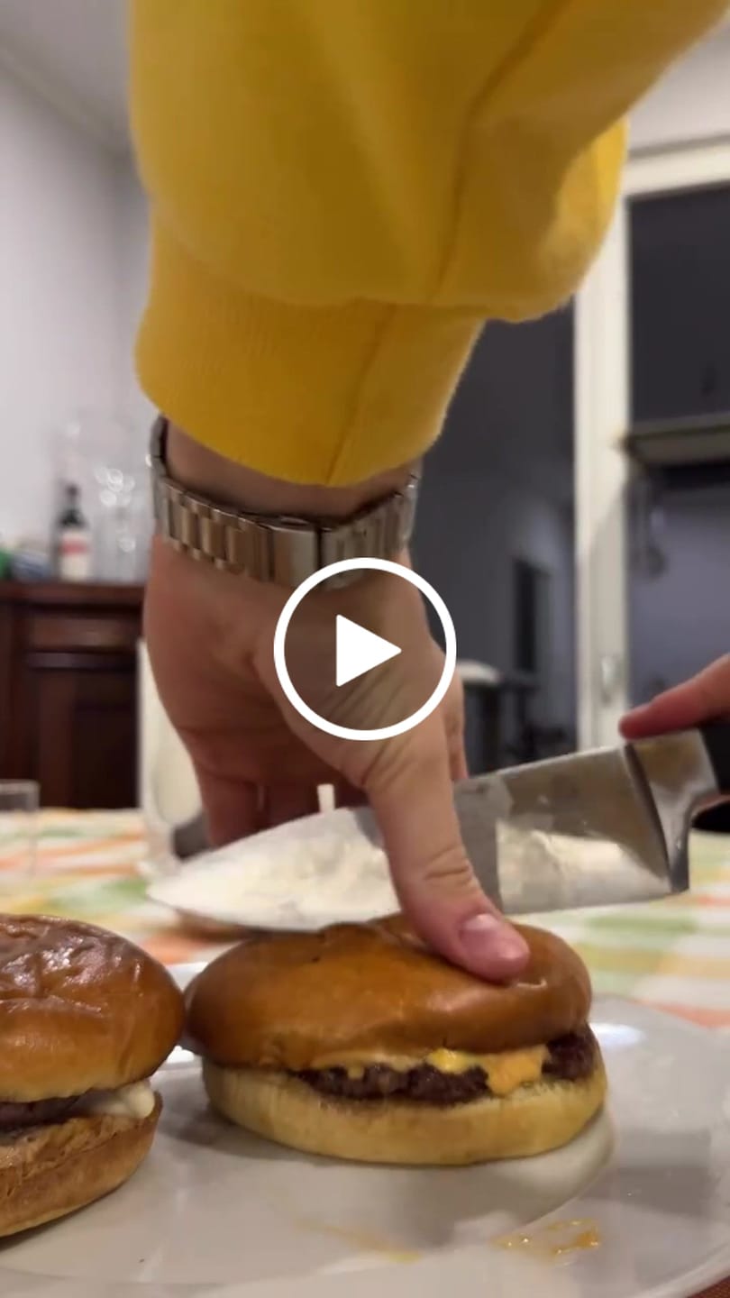 Customer video review of Maxi Potato Rolls • 80gr