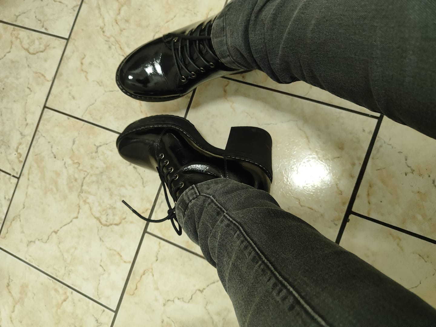Customer photo review of Botín Negro Mujer C7328