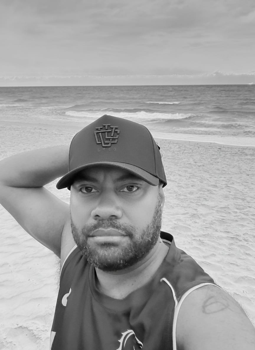 Customer photo review of LVCO "Blk on Blk" A-Frame Snapback
