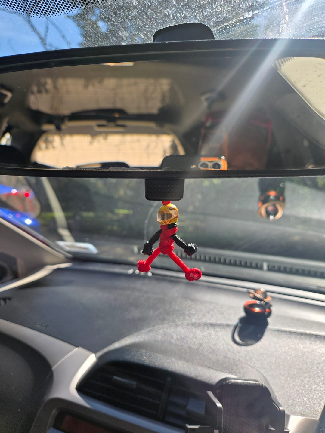 Customer photo review of LH FER 2025 Racing Paracord Buddy Keychain