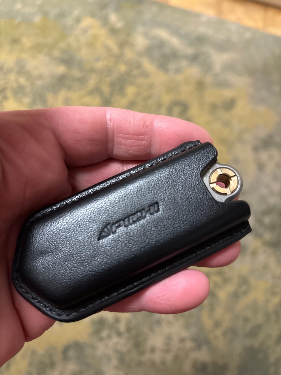Customer photo review of G9 Utility Knife (Titanium/Brass)