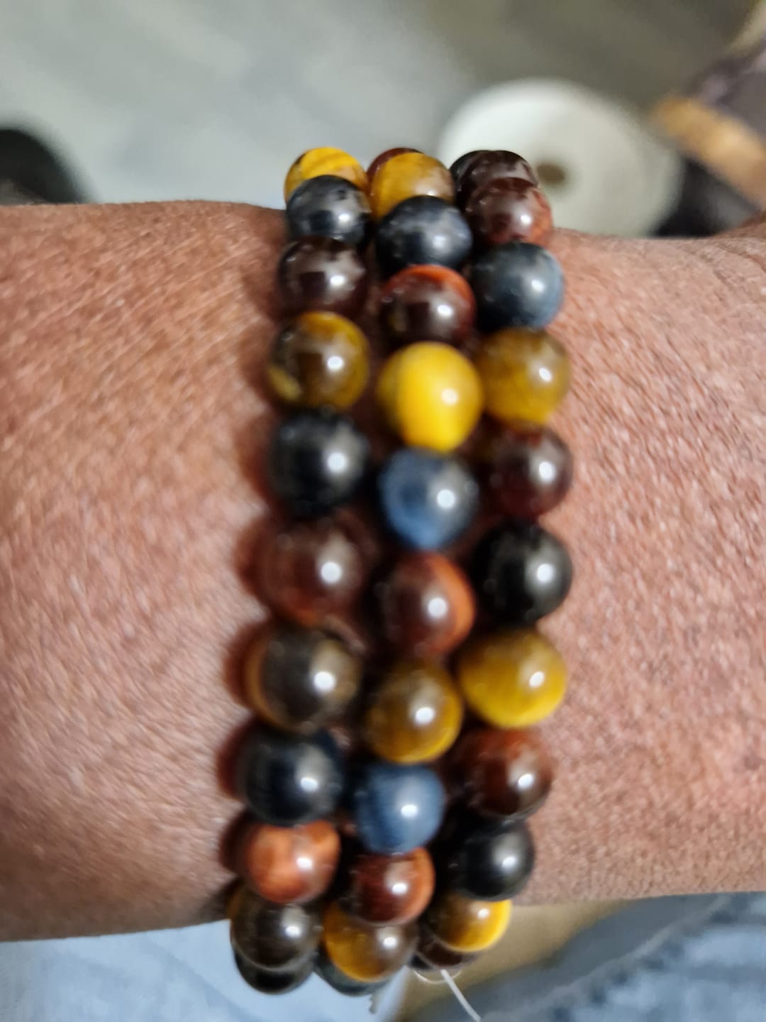 Customer photo review of Collier "Oeil Multiple" en Oeil de Tigre, Oeil de Faucon & Oeil de Taureau