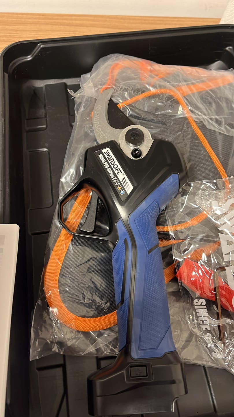 Customer photo review of Forbici Swansoft PRU-45 PLUS
