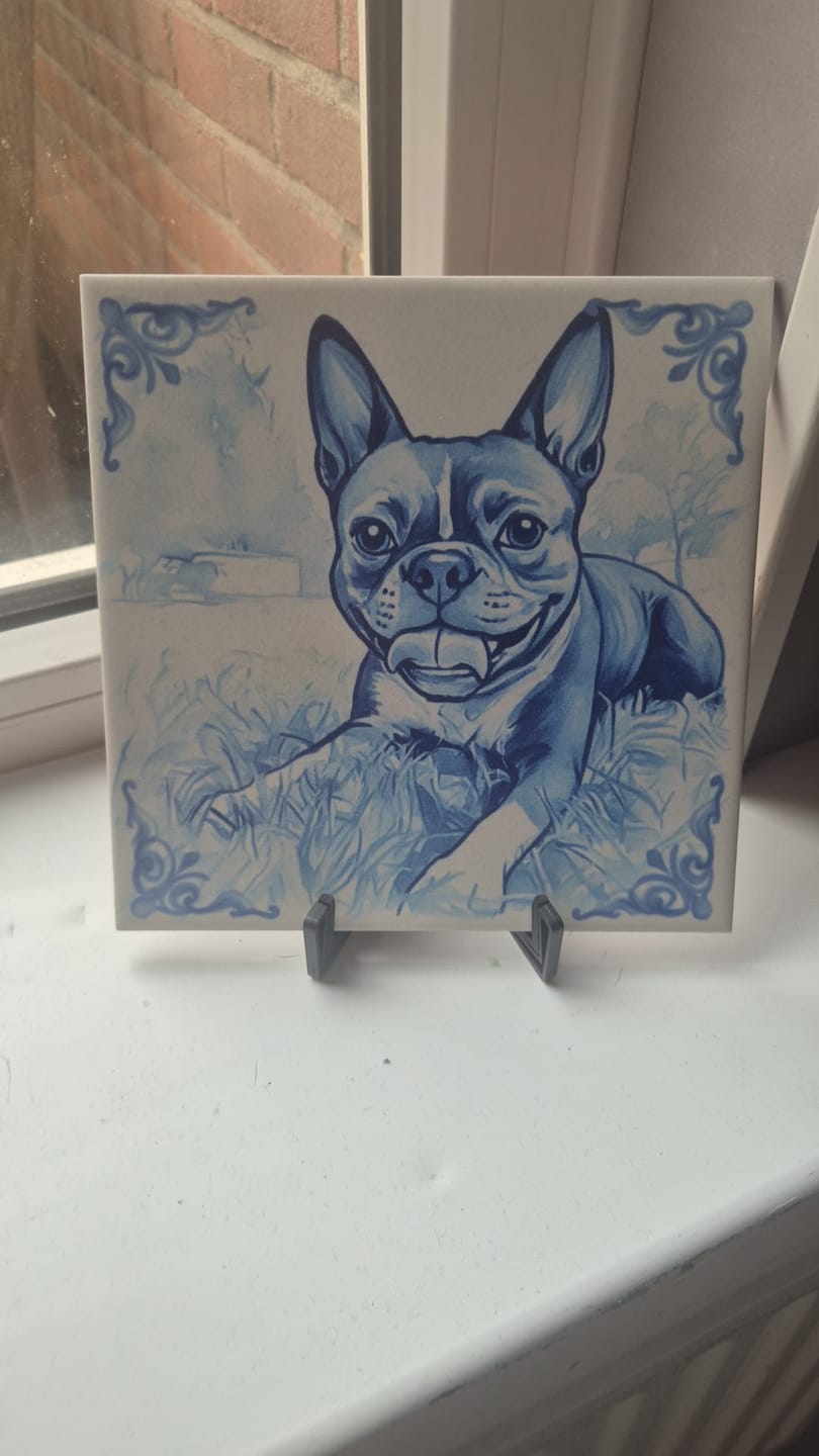 Customer photo review of Delfts Blauw tegeltje bedrukken met jouw eigen huisdier