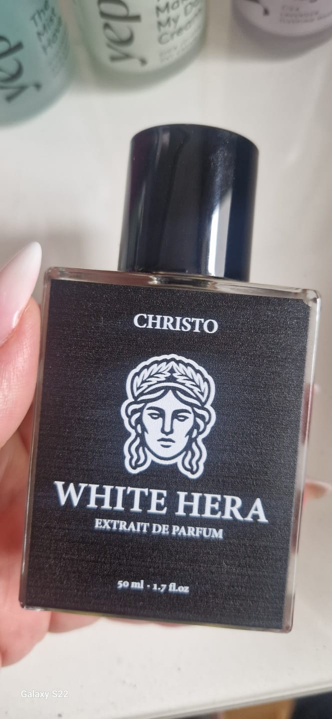 Customer photo review of WHITE HERA - Damen Parfum