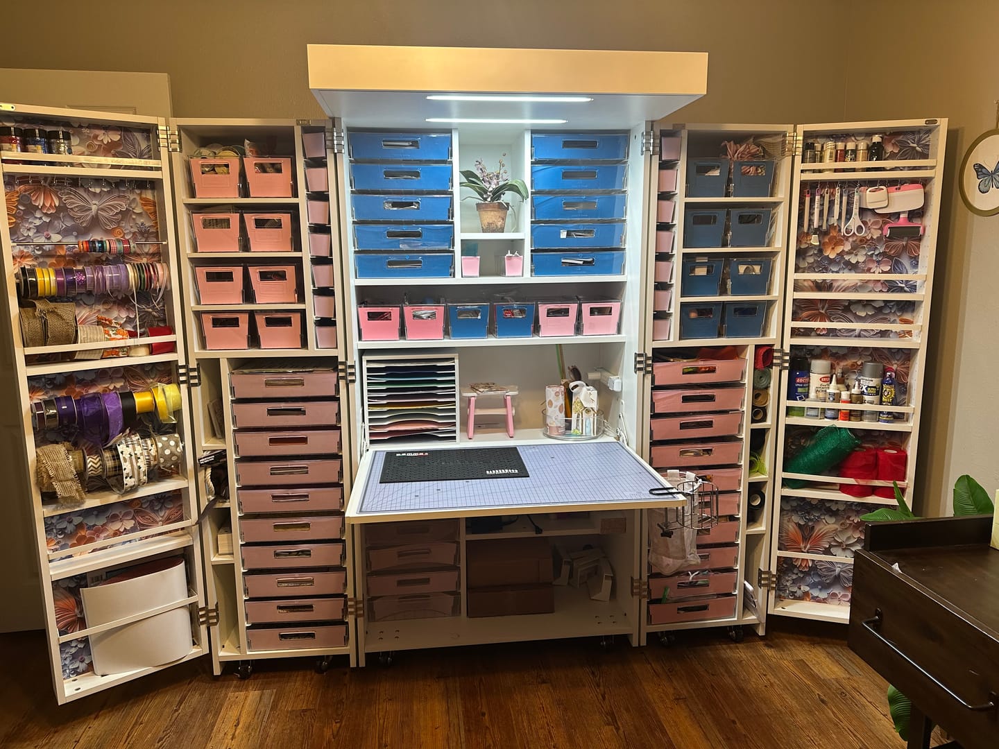Customer photo review of DreamBox Crown