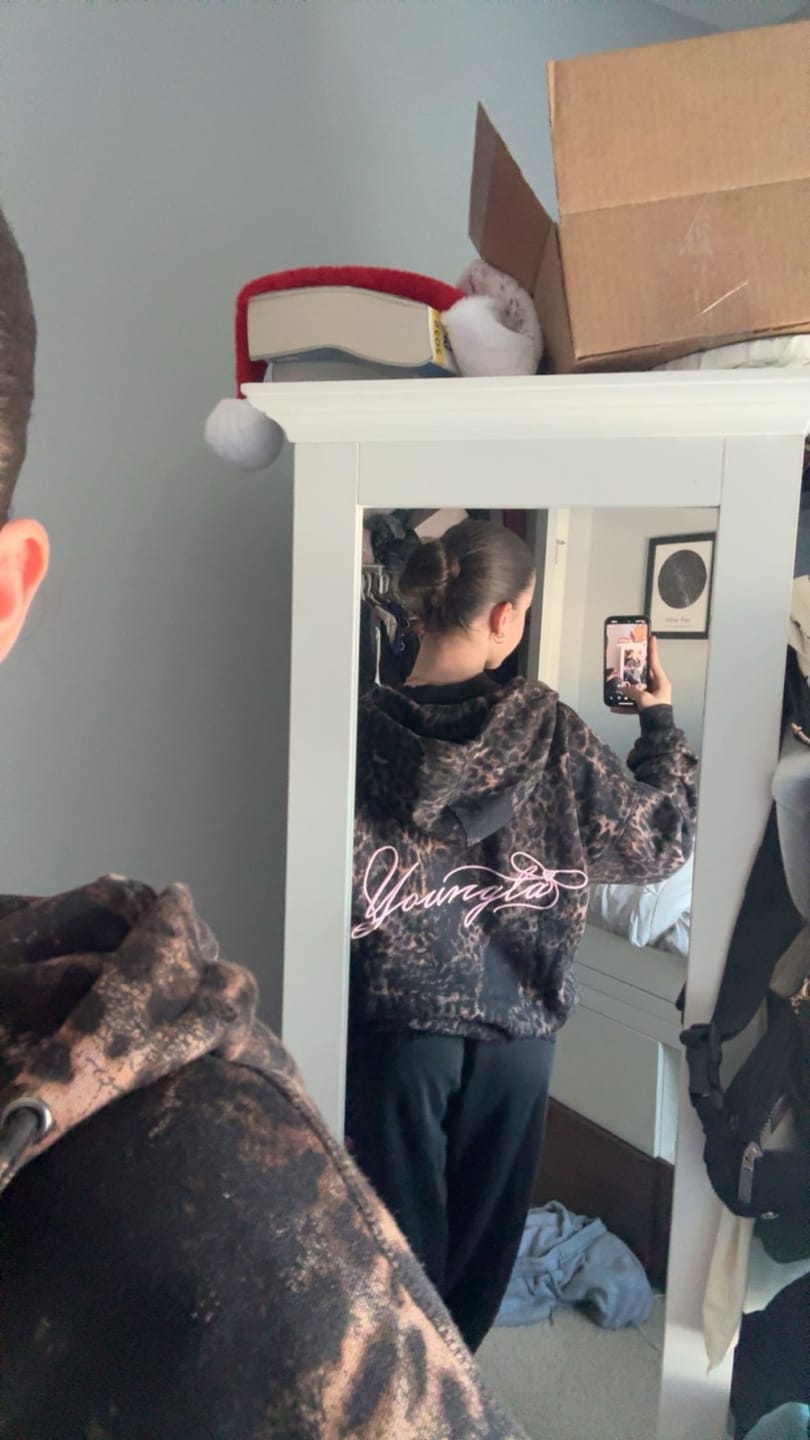 Customer photo review of W533 Flashback Zip Hoodie