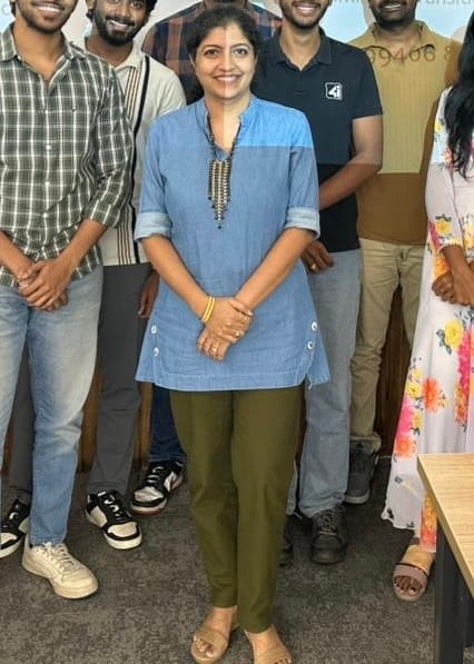 Customer photo review of Women Olive Green Cotton Pant