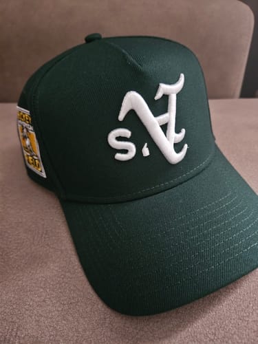 Customer photo review of 9FORTY A-Frame Oakland Athletics Upside Down Dark Green Snapback