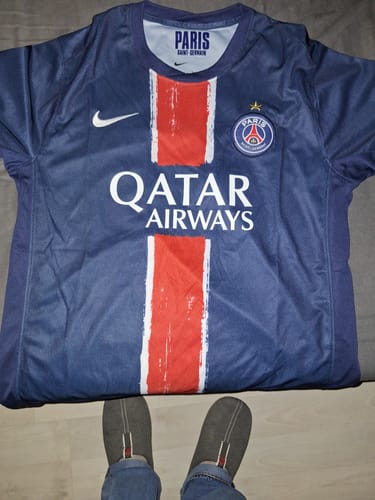 Customer photo review of Maillot PSG 2024/25 Domicile Avec l’étoile ⭐️