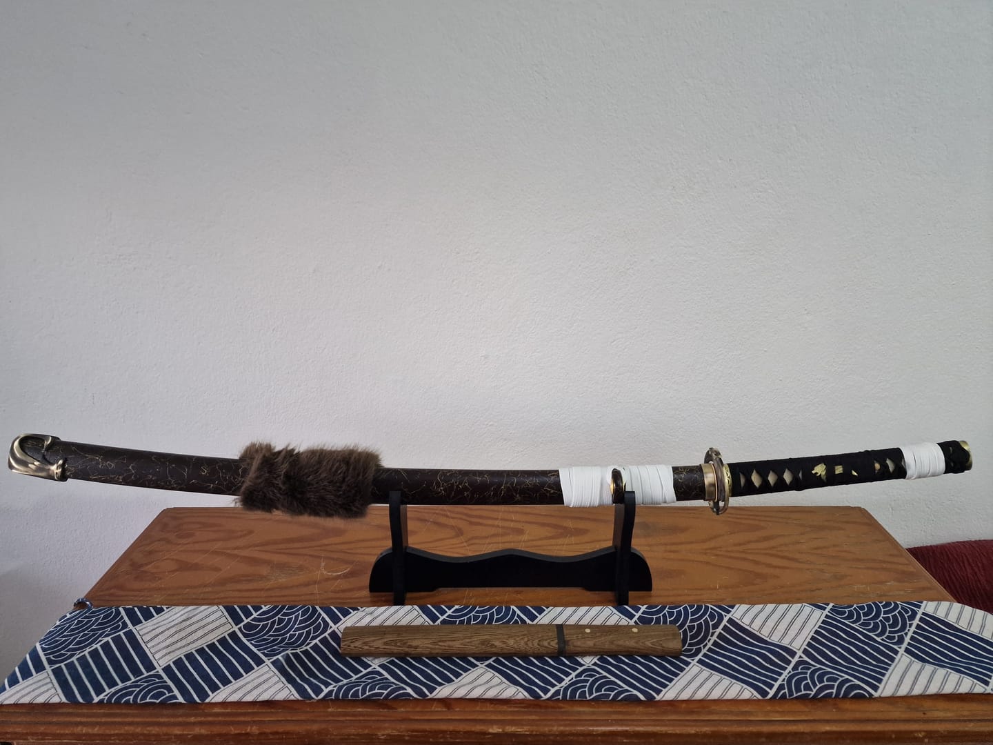 Customer photo review of Katana – Ghost of Yōtei Lone Wolf T10 Clay Tempered Blade | 羊蹄山の魂 孤狼