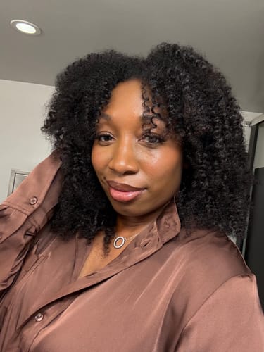 Customer photo review of CurlyMe 3 In 1 Half Wig Afro Kinky Curly Glueless Install Half Wig With Draw-string Beginner Friendly